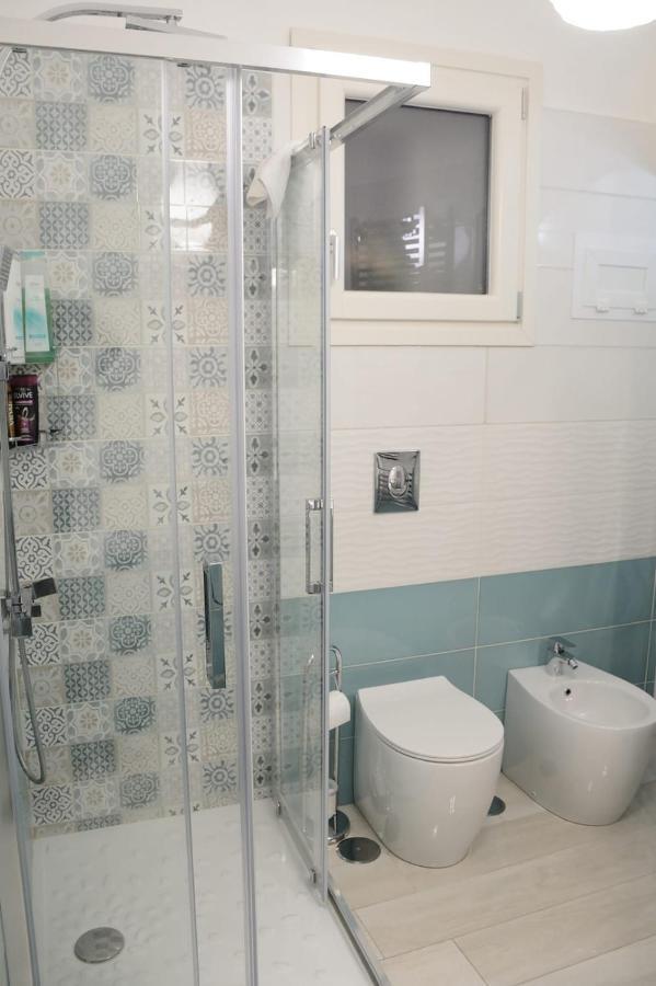 Al Teatro Verdi Luxury Apartment Salerno Luaran gambar